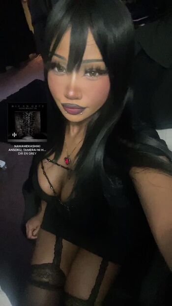 Full leaked Sanguislune private onlyfans photo