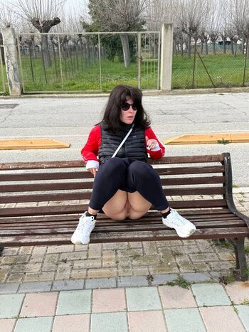 Full leaked Sara bell page private onlyfans photo