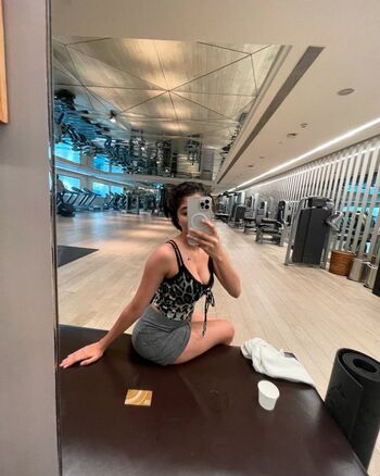 Full leaked Sara kashmir private onlyfans photo