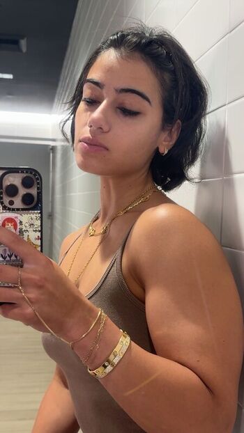 Full leaked Sara saffari page private onlyfans photo