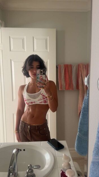 Full leaked Sara saffari page private onlyfans photo