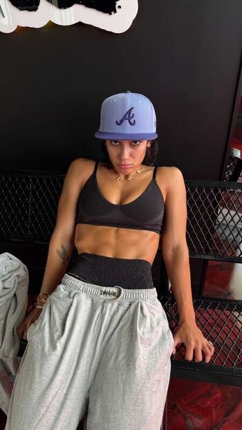 Full leaked Sara saffari private onlyfans photo