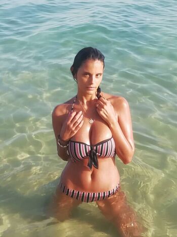 Full leaked Sara santos page private onlyfans photo