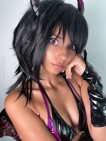 Full leaked Sara wolf page private onlyfans photo