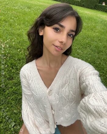 Full leaked Sara wolf private onlyfans photo