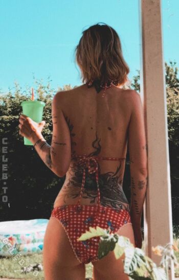 Full leaked Sarah bock private onlyfans photo