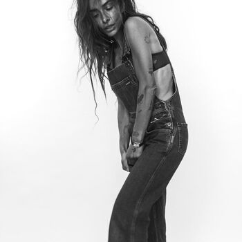 Full leaked Sarah shahi page private onlyfans photo