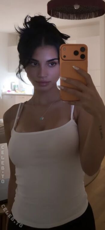 Full leaked Sararslan private onlyfans photo