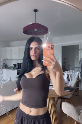 Full leaked Sararslan private onlyfans photo