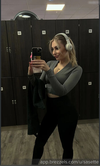 Full leaked Sasette private onlyfans photo