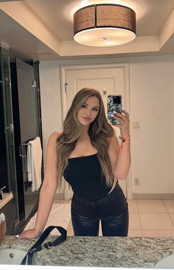 Full leaked Saskkiii page private onlyfans photo