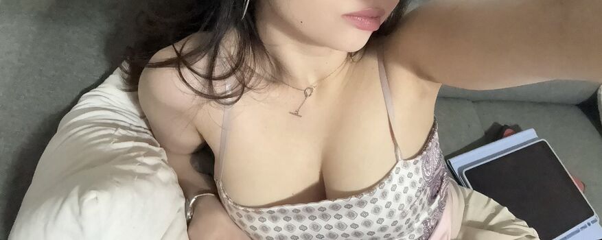 Full leaked Saturnrl private onlyfans photo