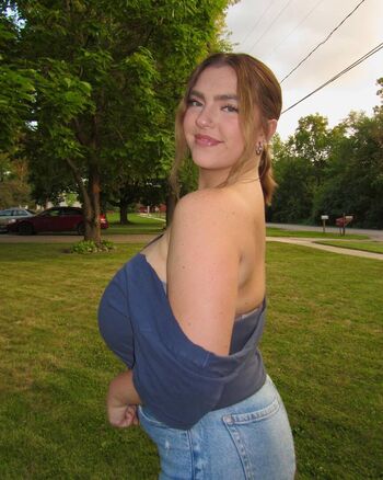 Full leaked Seerahb private onlyfans photo