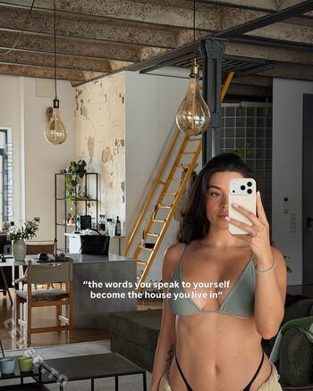 Full leaked Selinszn private onlyfans photo
