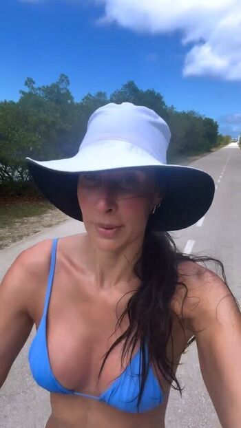 Full leaked Sheilla castro private onlyfans photo