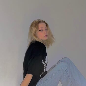 Full leaked Shellidy private onlyfans photo