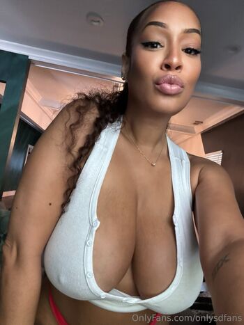 Full leaked Sidney dean private onlyfans photo