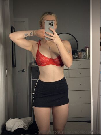 Sienna Monroe