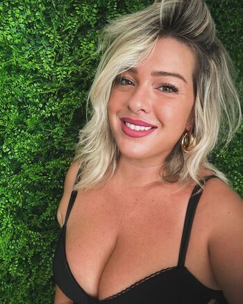 Full leaked Simona romano private onlyfans photo