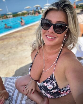 Full leaked Simona romano private onlyfans photo