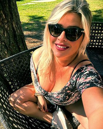 Full leaked Simona romano private onlyfans photo