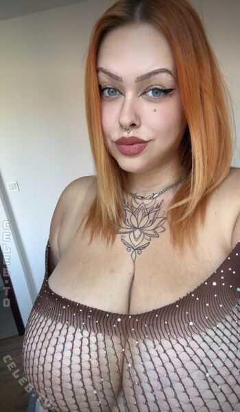 Full leaked Simona t page private onlyfans photo