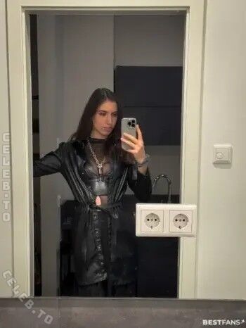Full leaked Skarlya private onlyfans photo