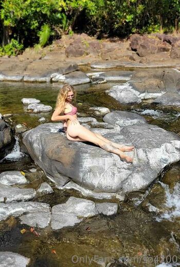 Full leaked Sky ocean page private onlyfans photo