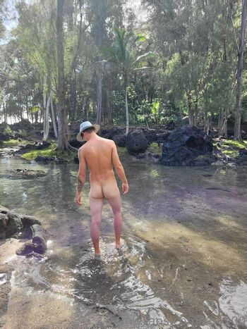 Full leaked Sky ocean page private onlyfans photo