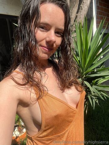 Full leaked Skyhighsierra private onlyfans photo