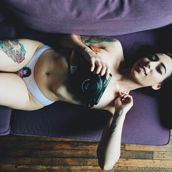 Full leaked Skyhook nova page private onlyfans photo