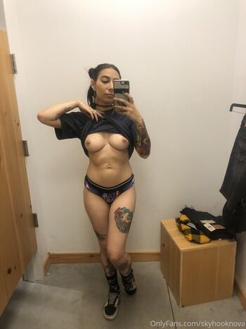 Full leaked Skyhook nova page private onlyfans photo