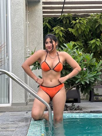 Full leaked Sofia ansari private onlyfans photo