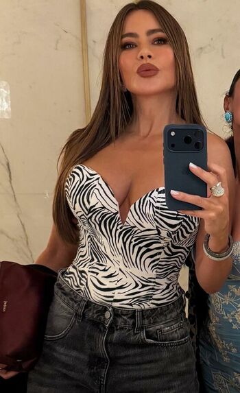 Full leaked Sofia vergara page private onlyfans photo