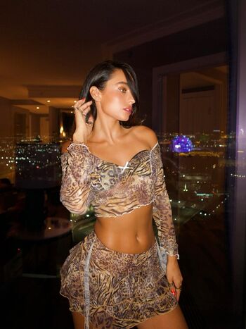 Full leaked Sommer ray page private onlyfans photo