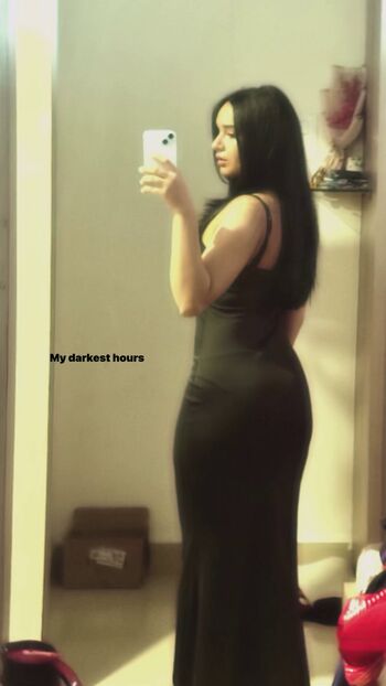 Full leaked Somya kodan page private onlyfans photo