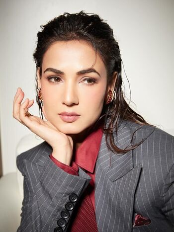 Full leaked Sonal chauhan page private onlyfans photo
