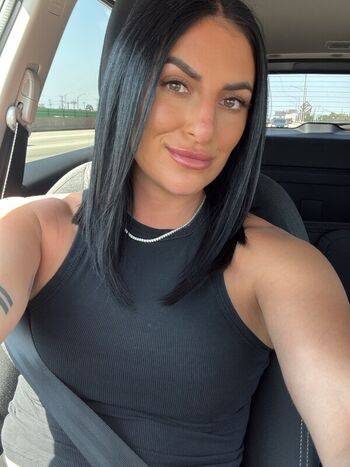 Sonya Deville