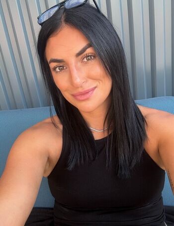 Sonya Deville