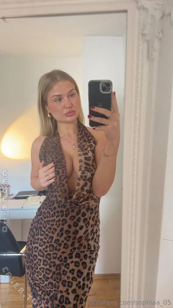 Full leaked Sophiaa   page private onlyfans photo