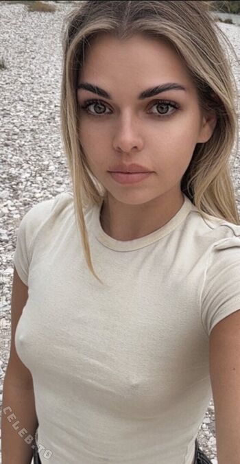 Full leaked Speewy private onlyfans photo