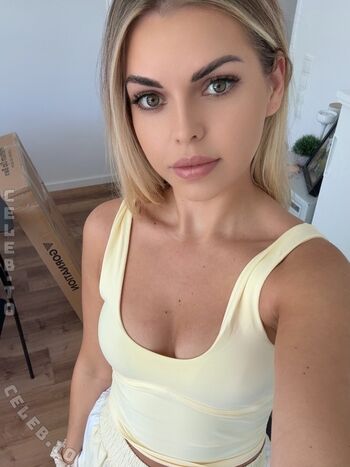Full leaked Speewy private onlyfans photo