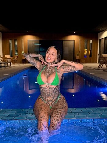 Full leaked Split tongue bri private onlyfans photo