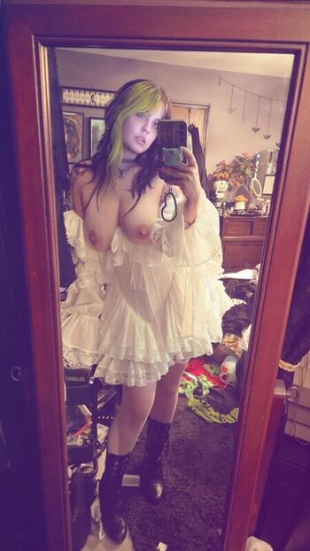Full leaked Spookshowbebe page private onlyfans photo