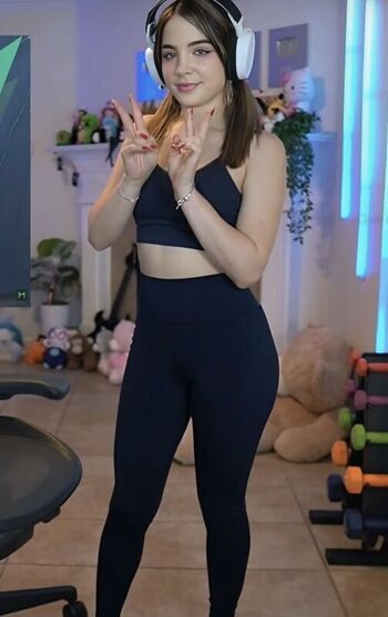 Full leaked Staryuuki private onlyfans photo