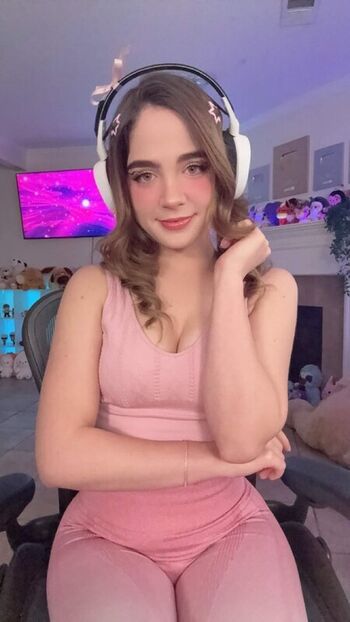 Full leaked Staryuuki private onlyfans photo