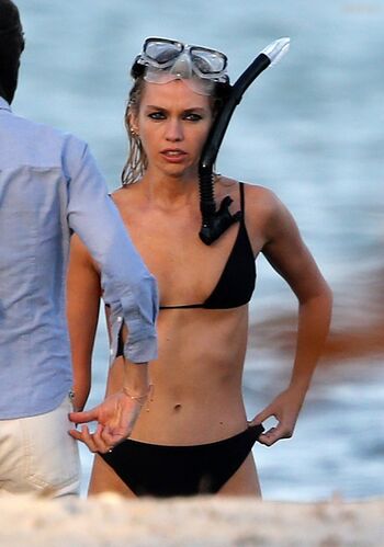 Full leaked Stella maxwell page private onlyfans photo