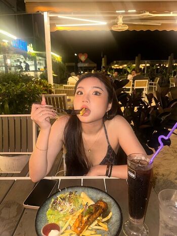 Full leaked Stephanie chua page private onlyfans photo