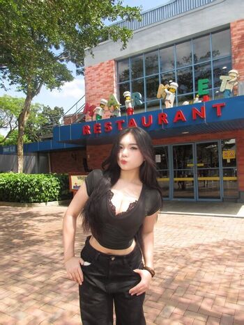 Full leaked Stephanie chua page private onlyfans photo