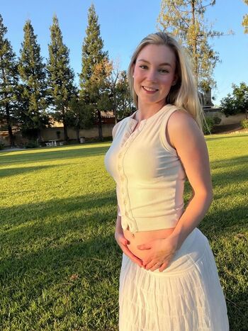 Full leaked Stpeach page private onlyfans photo